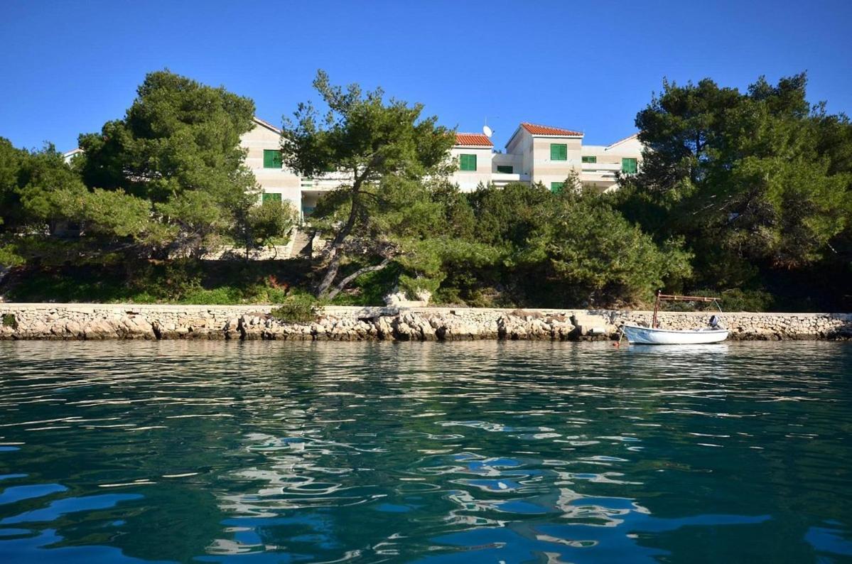 Povlja Bungalows Buitenkant foto